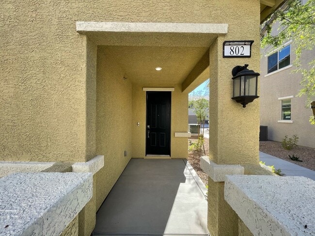 Building Photo - GATED 3 BED 2.5 BATH 2 CAR GARAGE + LOFT IN NORTH LAS VEGAS
