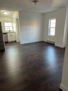 Building Photo - 14 Pearl St