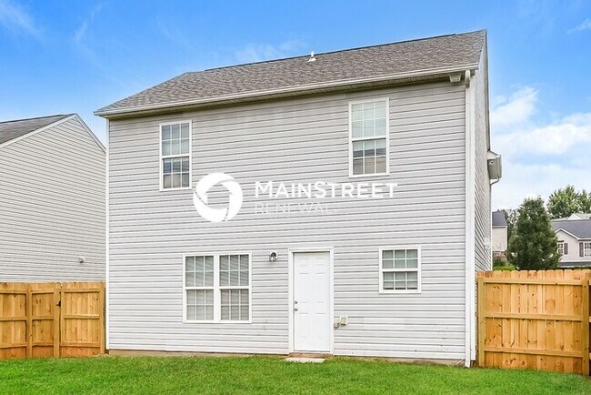 Building Photo - 3 Bedroom Pet-Friendly Home in Browns Summit, NC with Main Street Renewal