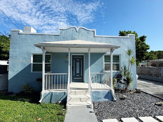 Building Photo - 1129 NW 30th St