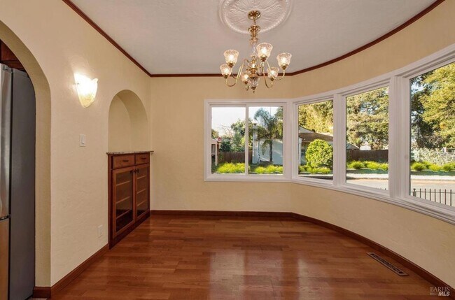 Building Photo - 520 Juilliard Park Dr