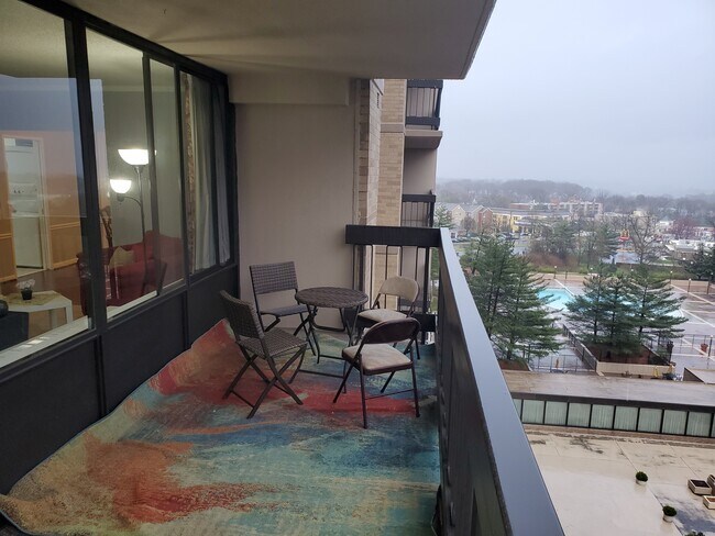 Building Photo - 3701 S George Mason Dr