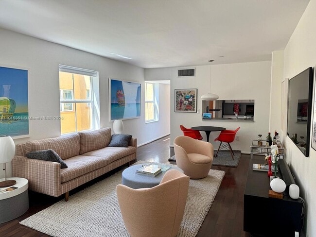 Building Photo - 1308 Drexel Ave