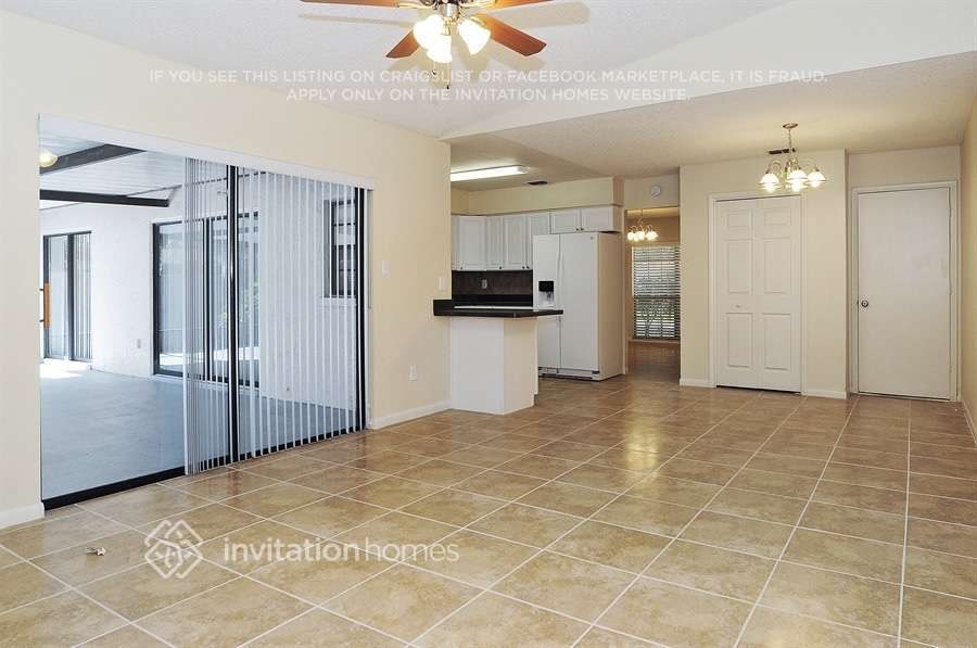 Building Photo - 1204 Letona Ln