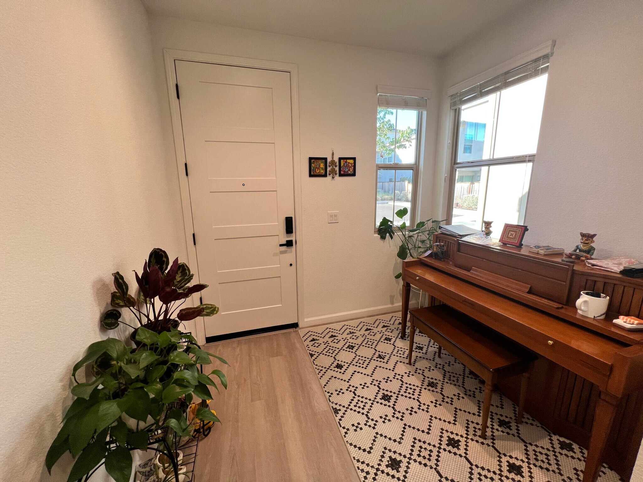 Building Photo - 5972 Diamond Way