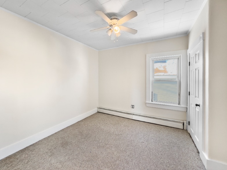 Building Photo - 8 Colby St