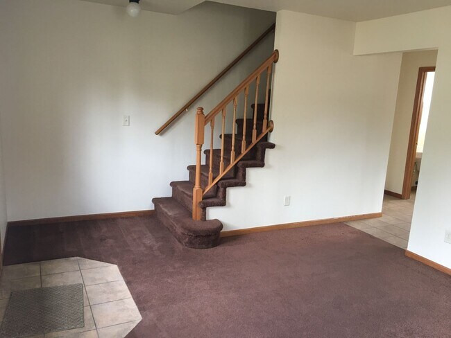 Building Photo - 2619 Henry Ave