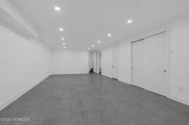 Building Photo - 6 Virginia Terrace