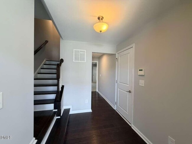 Building Photo - 112 Brier Summit Pl
