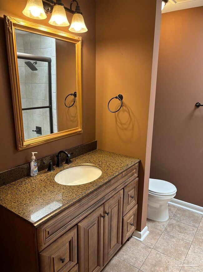 Building Photo - 301 Teakwood Cir