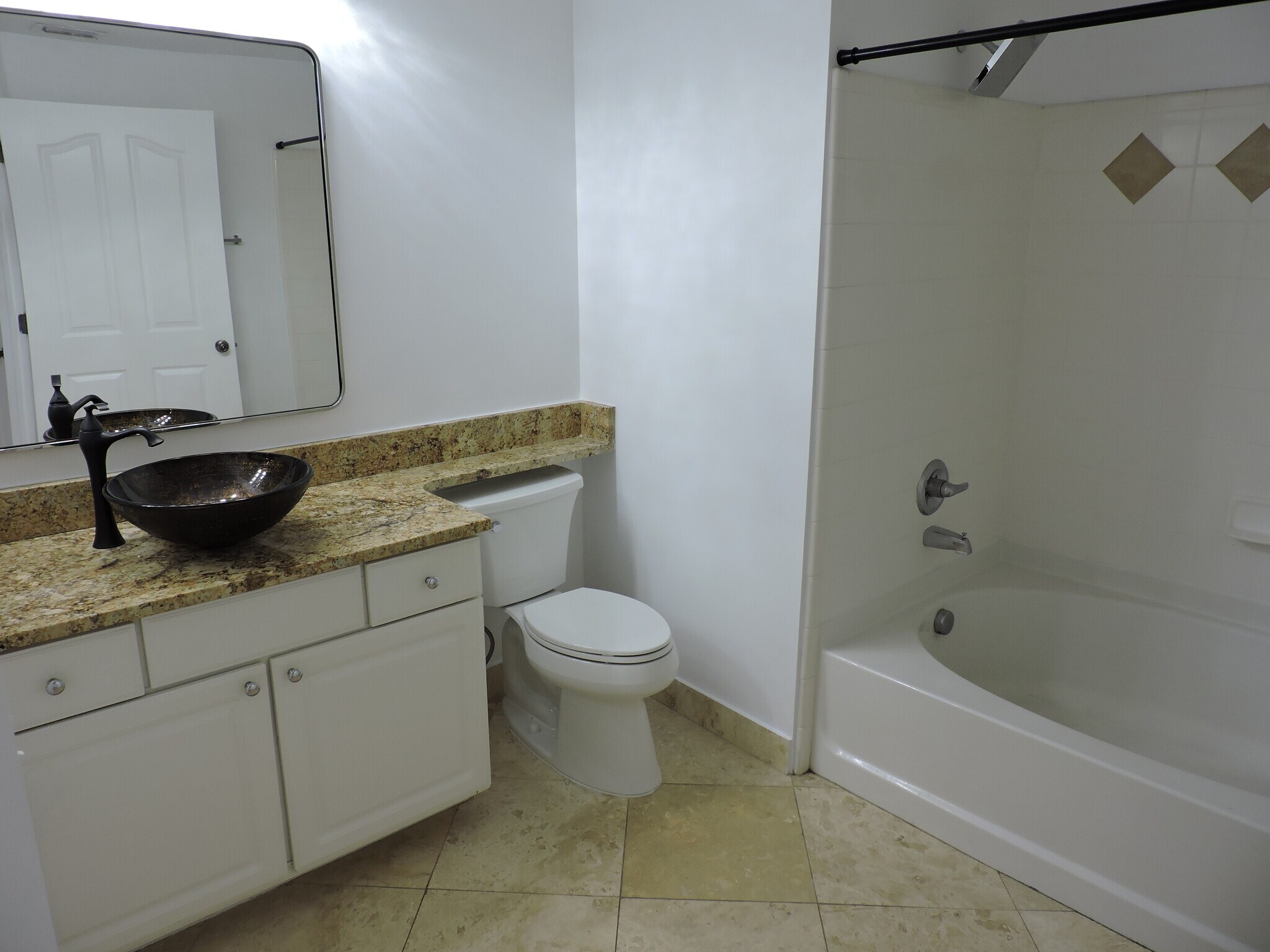 Building Photo - 7305 Myrtlewood Cir W
