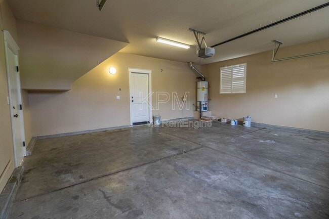 Building Photo - 2550 Plymouth Oaks Ct