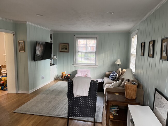 Building Photo - 7501 Three Chopt Rd