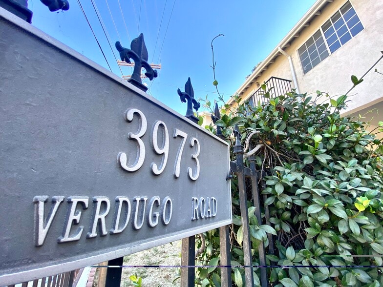 Building Photo - 3973 Verdugo Rd