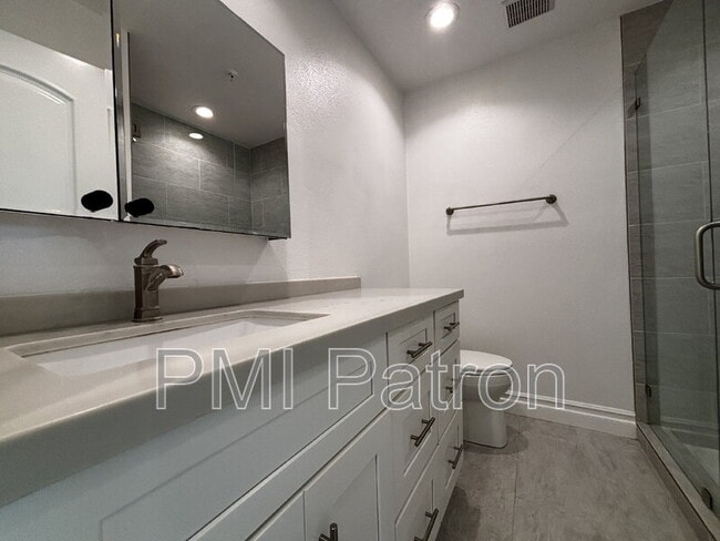 Building Photo - 68 Sea Island Dr