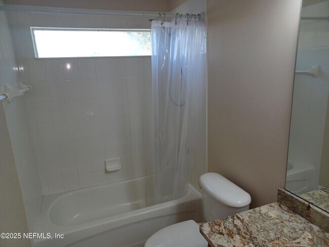 Building Photo - 4463 Ecton Ln E