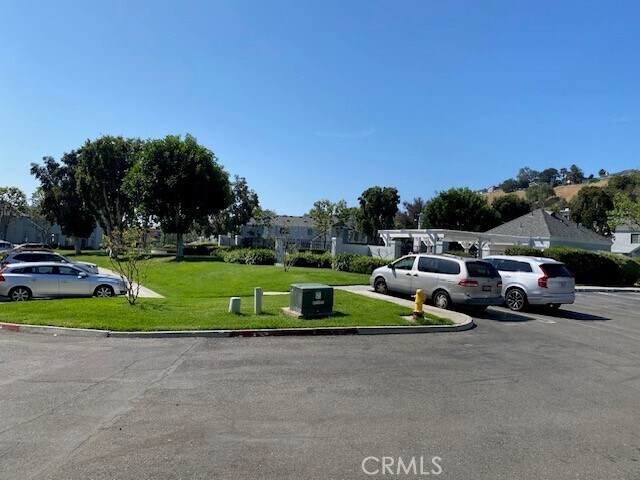 Building Photo - 28267 Paseo El Siena