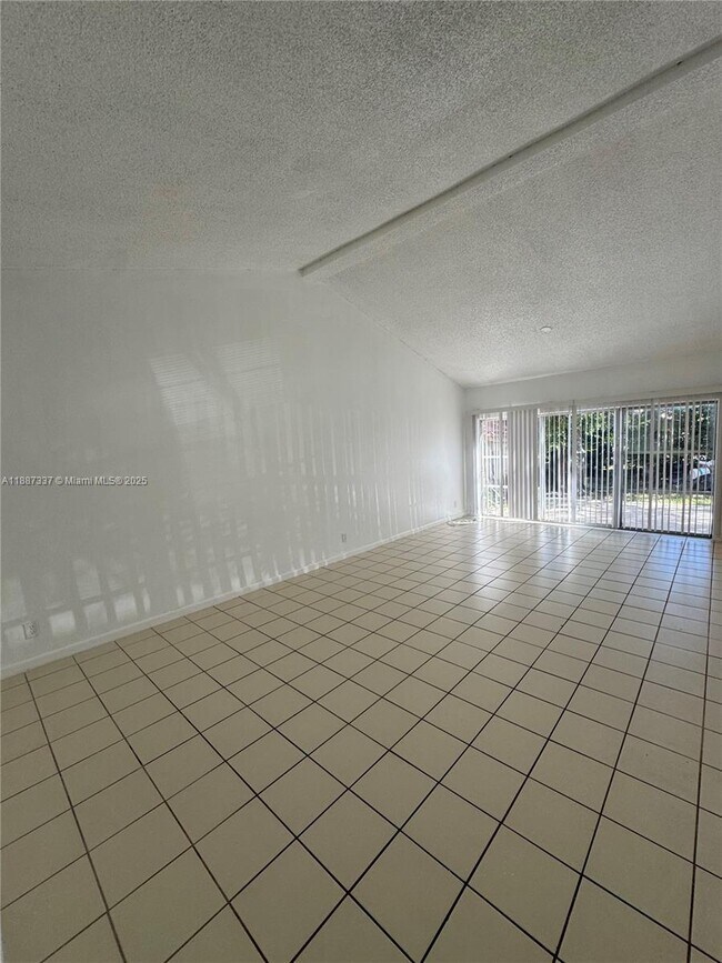 Building Photo - 7025 W Sunrise Blvd