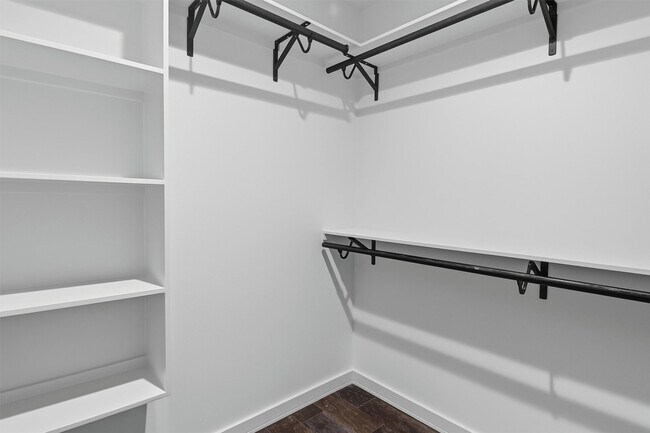 Building Photo - 2939 El Fenice Ln