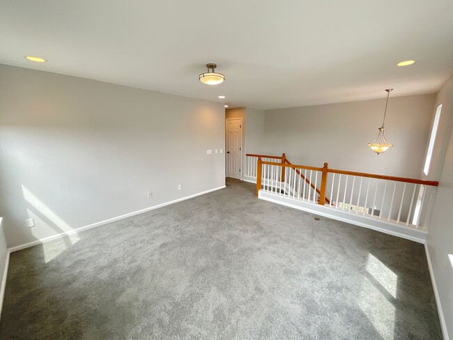Building Photo - 3 Bedroom Home Available Near N Gate Blvd ...
