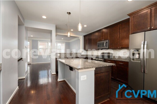 Building Photo - 1051 Ironwood Ln