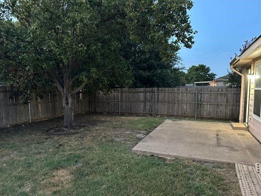 Building Photo - 9328 Goldenview Dr