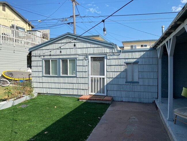Primary Photo - Kendall & Reed Apartments