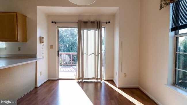 Building Photo - 45416 Baggett Terrace