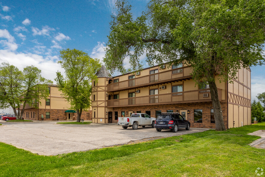 Building Photo - 1165 Riverside S Dr
