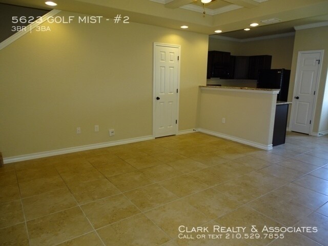 Building Photo - 5623 Golf Mist #2, San Antonio, TX. 78244