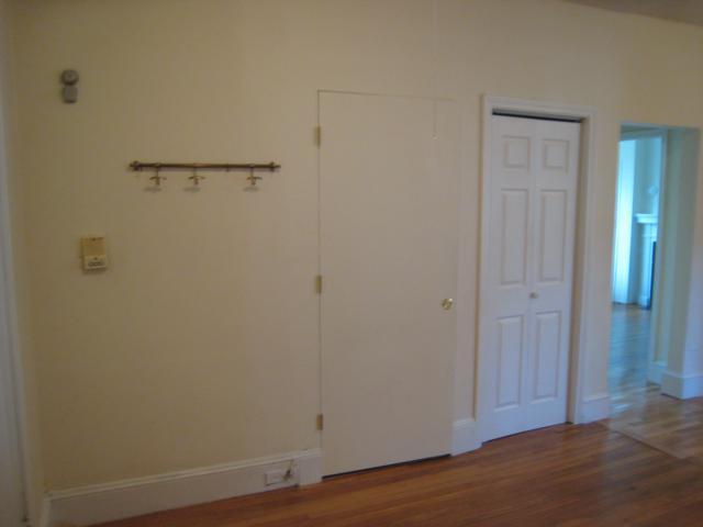 Building Photo - 62 Egmont St