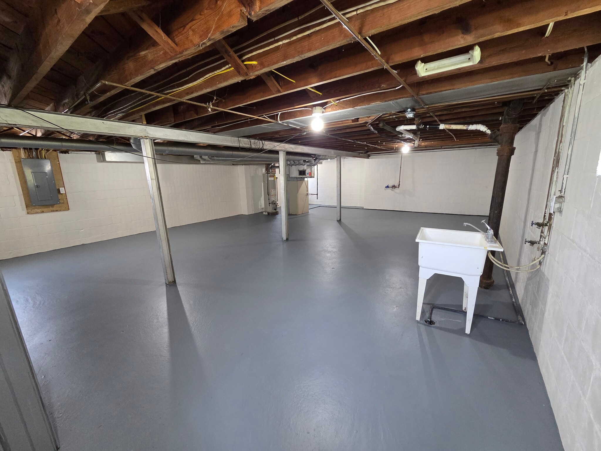 Spacious Basement with Washer and Dryer Hook-ups - 3117 Parkside Rd