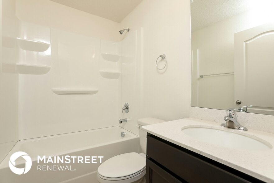 Building Photo - 35689 Rose Moss Ave