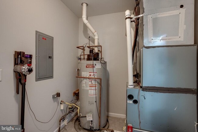 Building Photo - 66 Harness Way