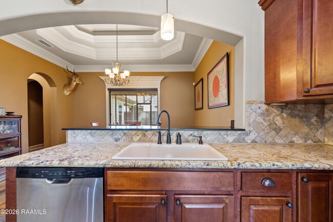 Building Photo - 126 Heathwood Dr