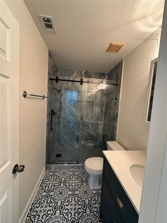 Building Photo - 3309 Blue Ridge Dr