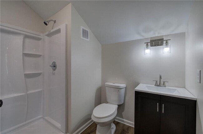 Building Photo - 4100 Chanticleer Dr NW