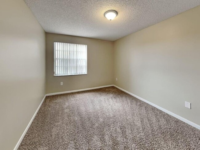 Building Photo - 351 NW 152nd Ln
