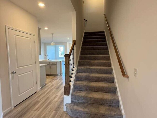 Building Photo - 672 Switchgrass Wy