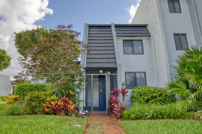 Building Photo - 4246 Deste Ct