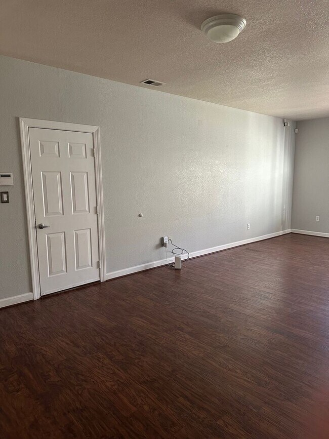 Building Photo - 488 S Birdneck Rd
