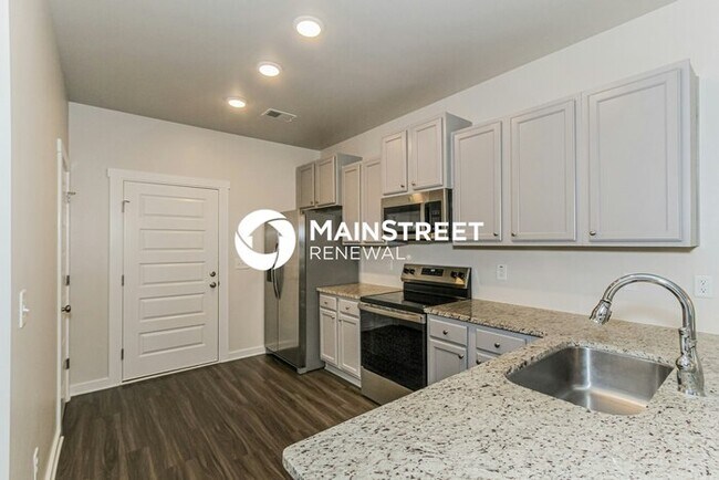 Building Photo - 3 Bedroom Pet-Friendly Home in McCalla, AL with Main Street Renewal