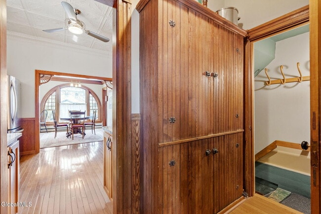 Building Photo - 69 Union Ave