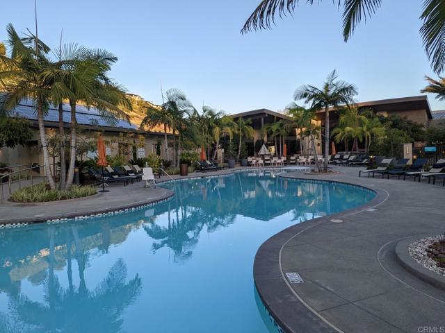 Building Photo - 2950 Via Alta Pl