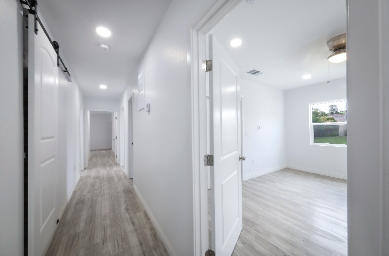 Building Photo - 501 Magnolia Ave