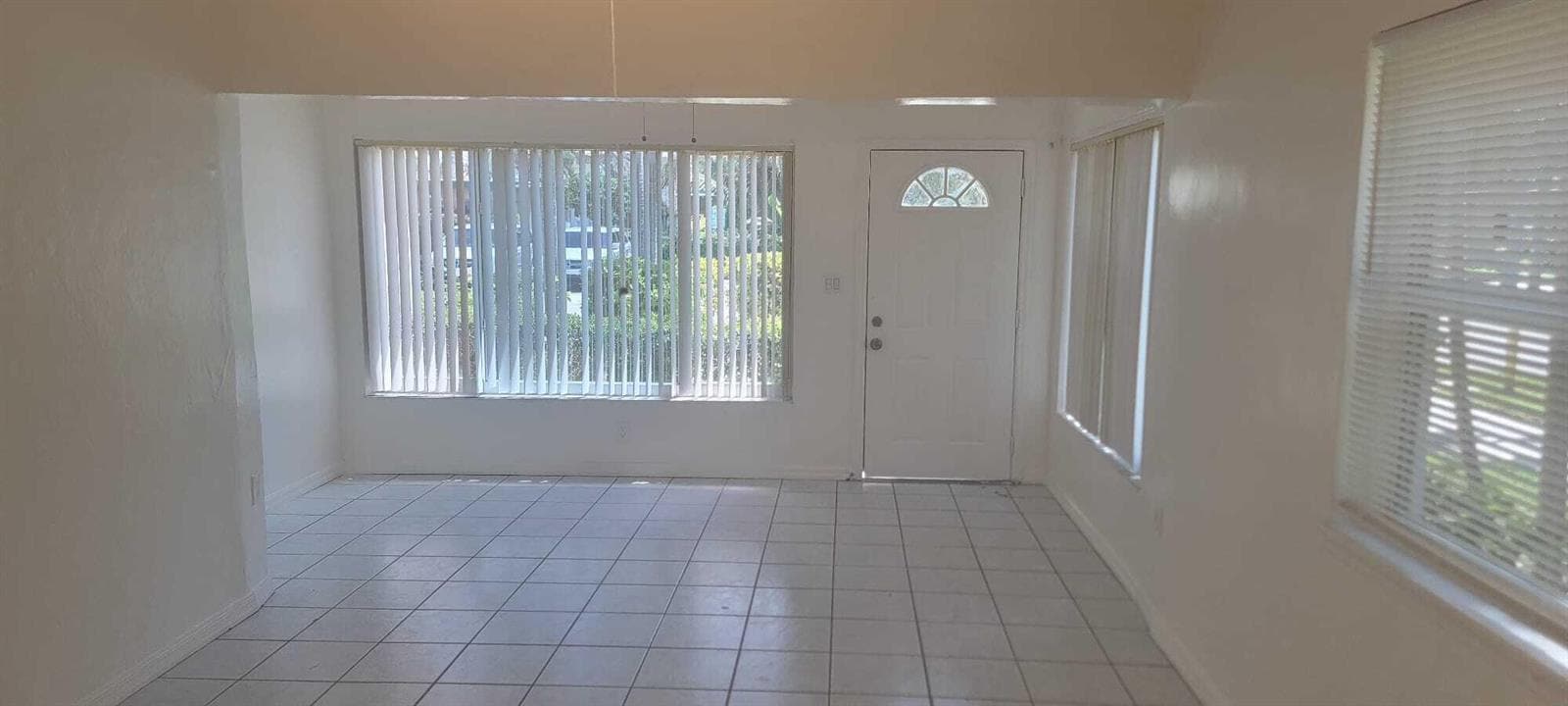 Building Photo - 1855 Sherman St