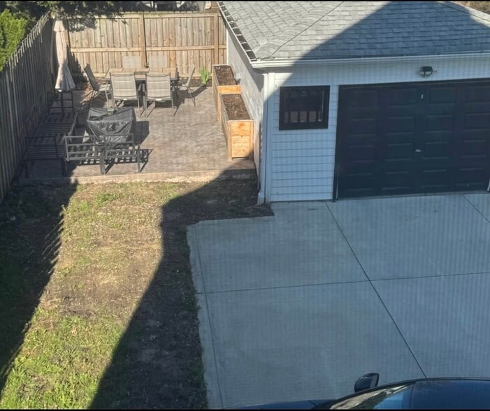 Building Photo - 1566 Newman Ave