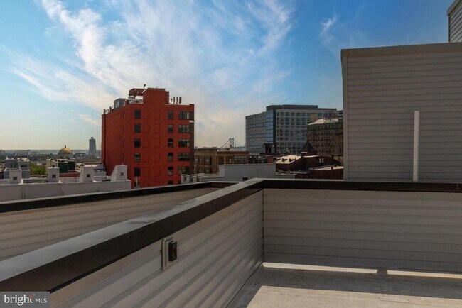 Building Photo - 1519 Ridge Ave
