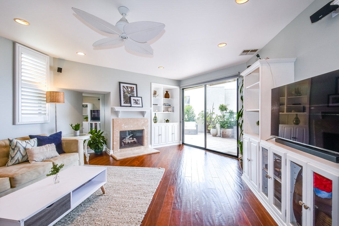 Building Photo - 7301 Vista del Mar