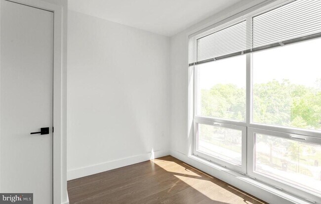 Building Photo - 2415 37th St NW